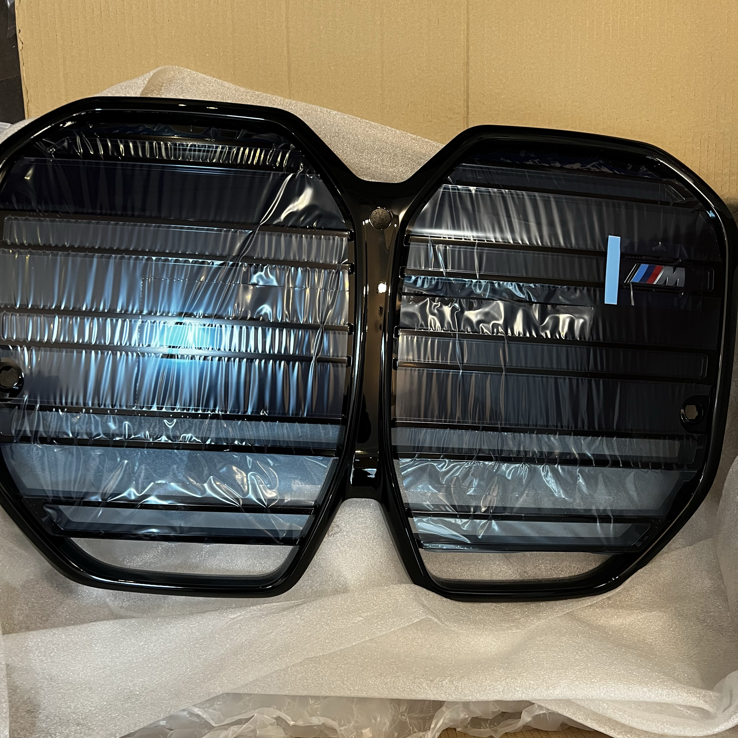 宝马新款i4系G26GC双门M440i全新原厂正品亮黑中网保险杠装饰格栅