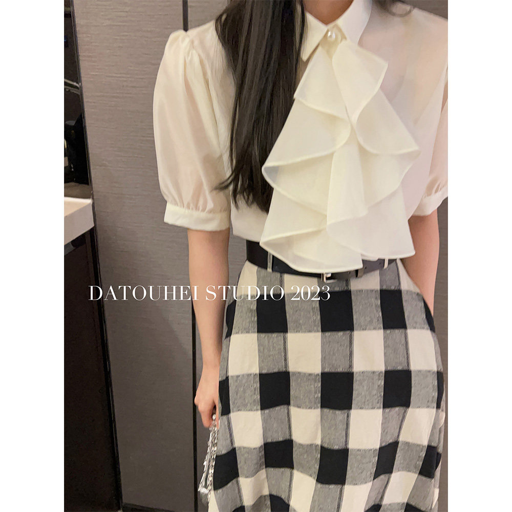 大头黑常规韩系风格短袖衬衫