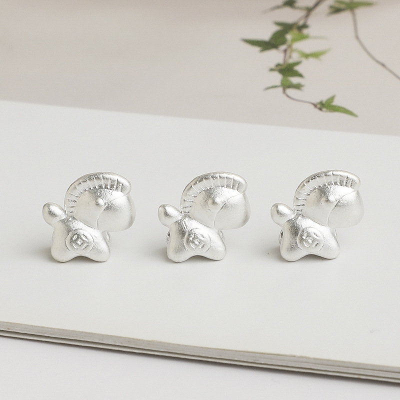 S999足银3D小马隔珠招财配件