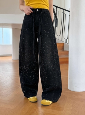 LM家高品  春季新品巨显瘦显腿长复古调性设计款满天星烫钻牛仔裤