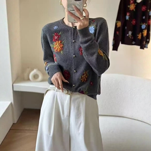 重工嵌织刺绣花朵羊毛针织开衫 LM家高品 百搭款 优雅时尚 秋冬新品