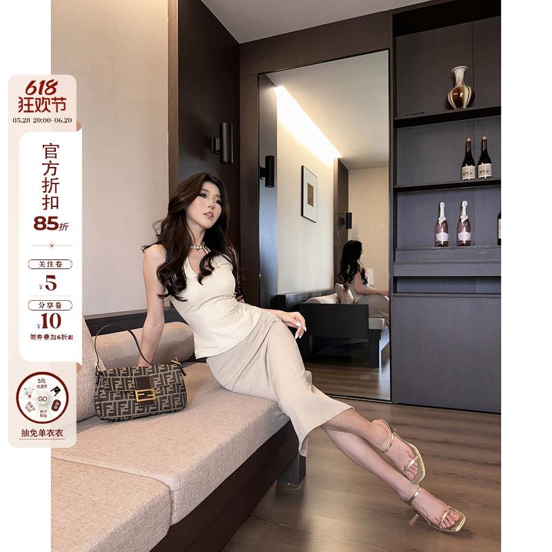 罗哥的羊毛卷 夏季纯欲无袖挂脖背心上衣短款包臀半身裙两件套装
