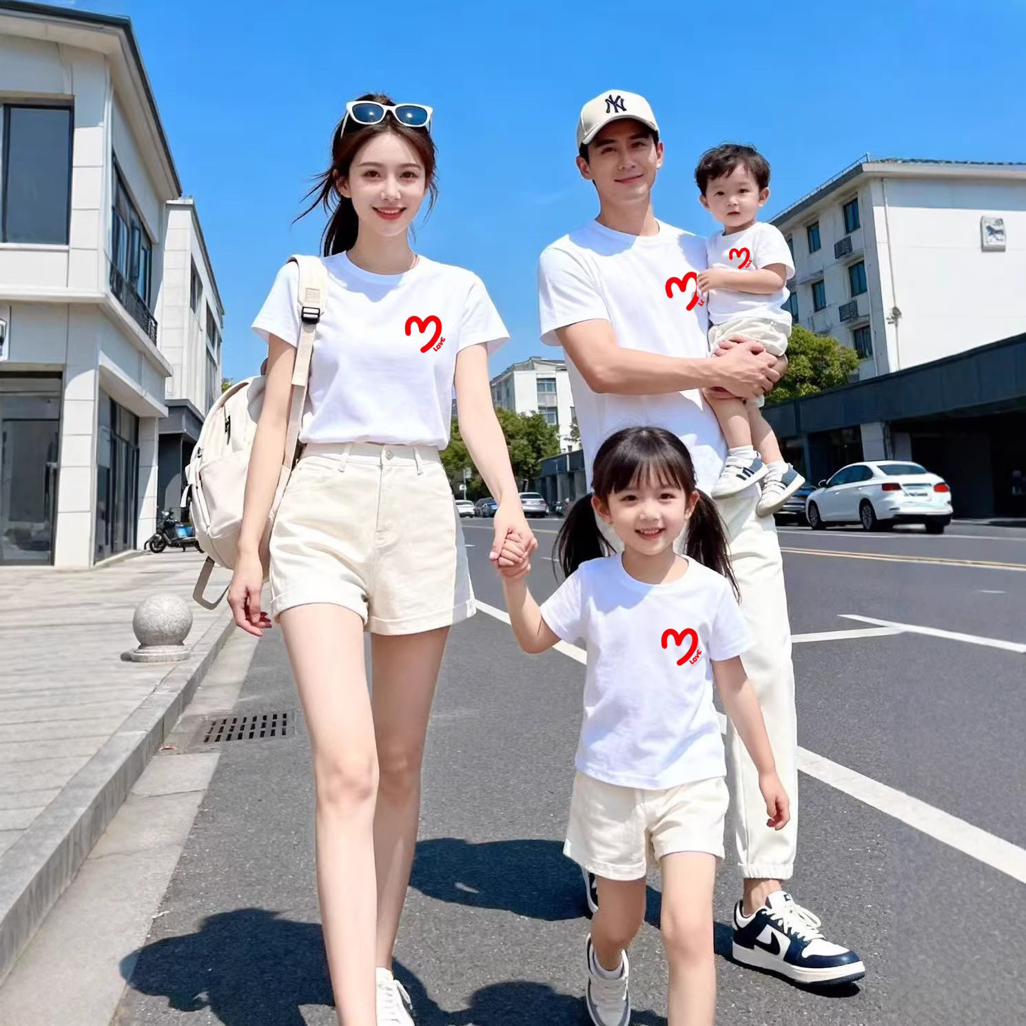 亲子装一家四口幼儿园六一活动演出班服日常休闲全家服短袖T恤潮