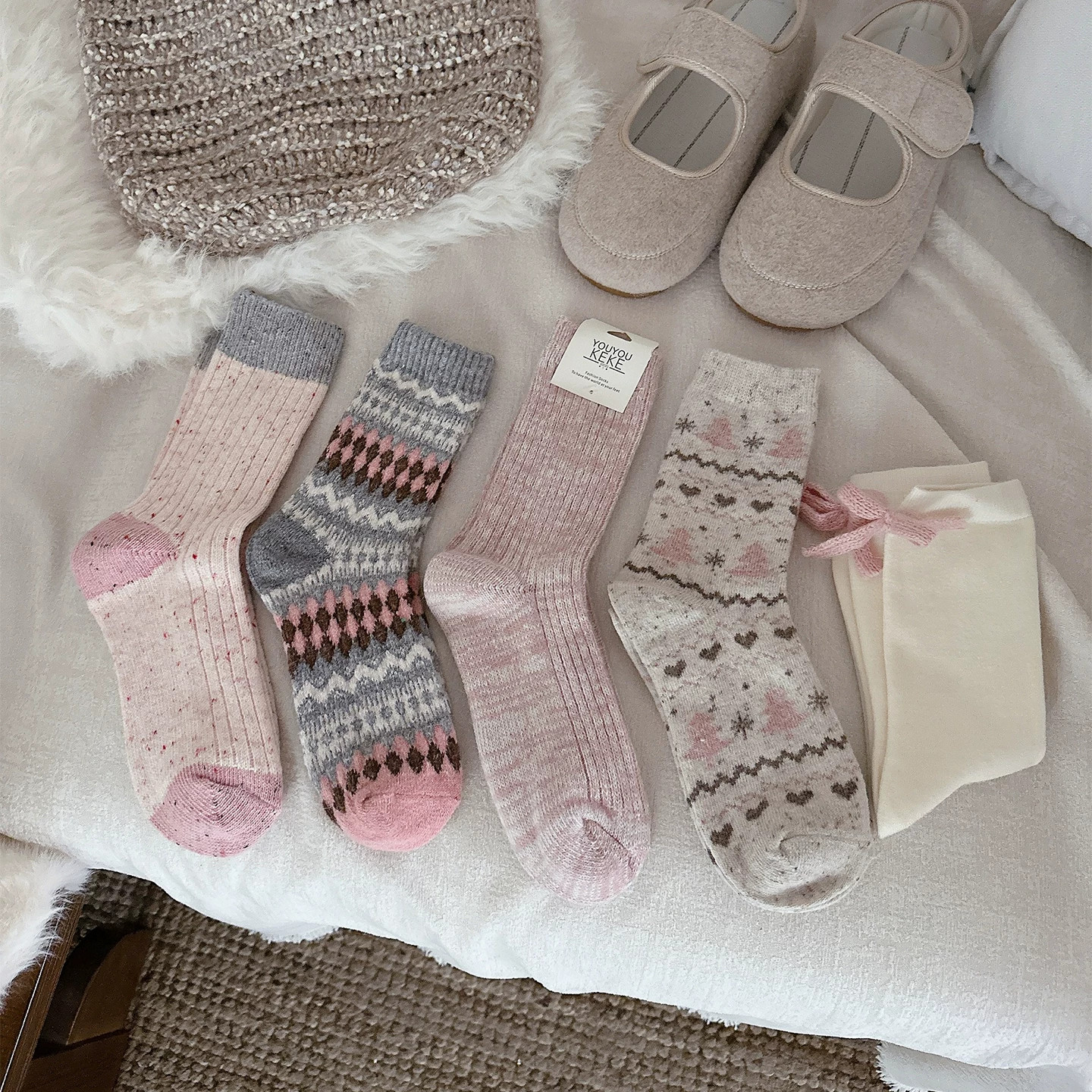 粉色费尔岛袜子女中筒袜秋冬季款加厚保暖羊毛勃肯鞋冬天灰色长袜