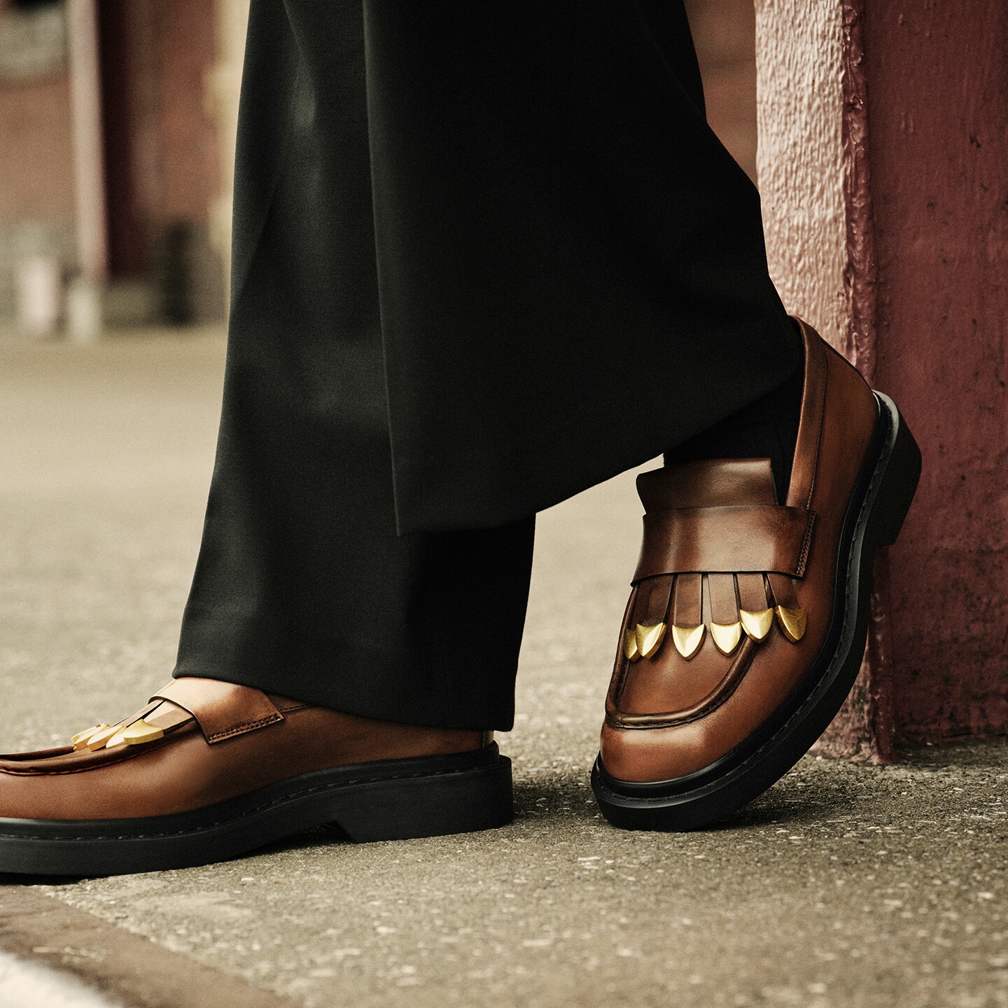 [经典首降]JIMMY CHOO/BUFF TASSEL LOAFER 男流苏饰乐福鞋