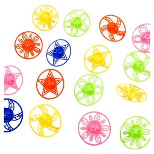 儿童手转陀螺怀旧玩具热卖网红镂空多彩小陀螺幼儿园奖励礼品批发