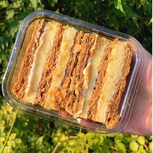 拿破仑蛋糕奶油饼干夹心面包