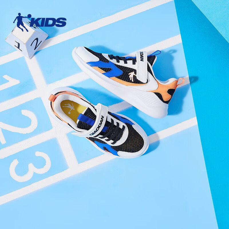 乔丹儿童跑步鞋魔术贴运动鞋轻便