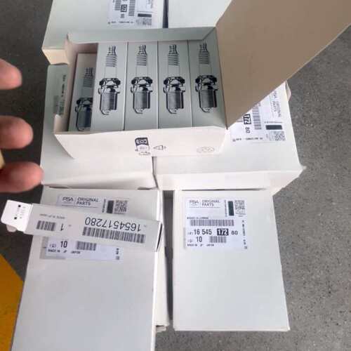 请议价-c4picasso火塞，1.6T，全新原厂进口件！一套4个