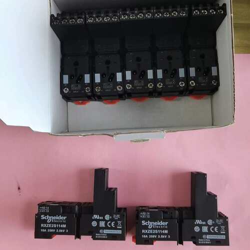 请议价-施耐德RXZE2S114M数量如图，全新未使用，有