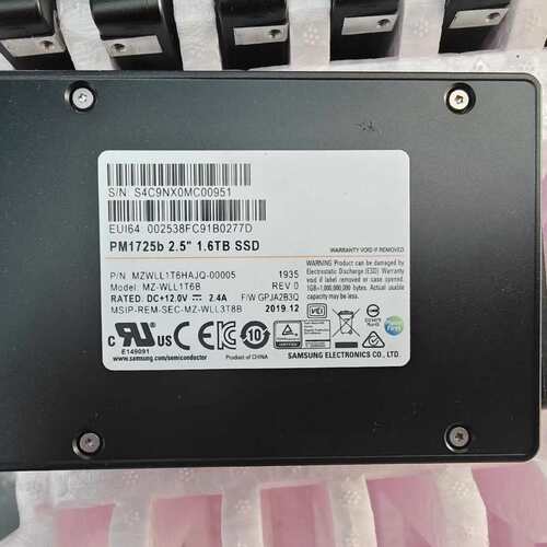 请议价-PM1725B 1.6T U2 NVME固态硬盘，型号是