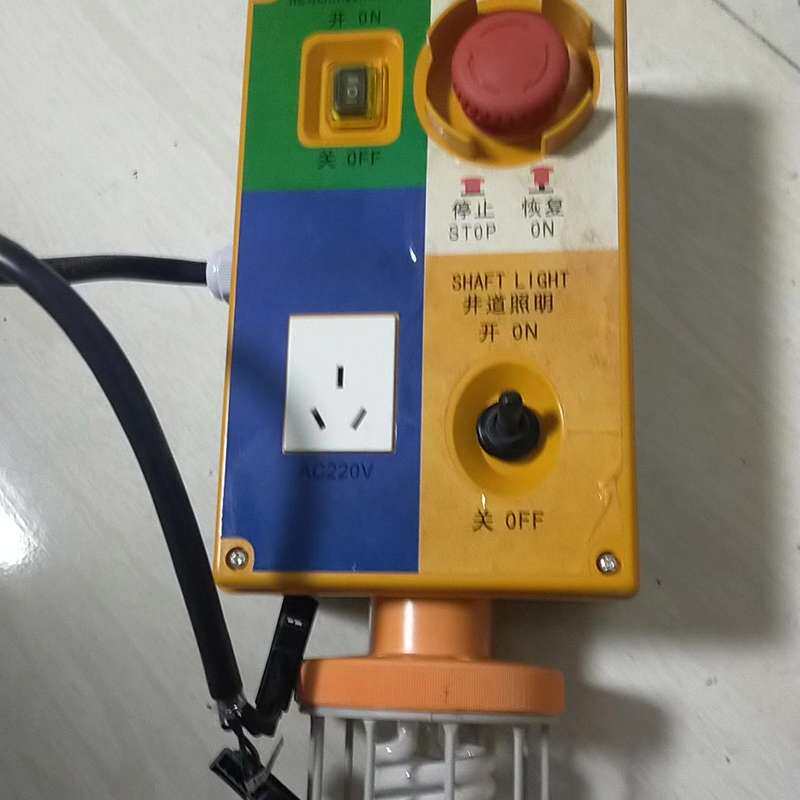 请议价-上海三斯电梯检修开关盒PIT-EM-BOX,全新未使用。原装