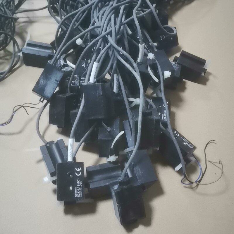 请议价-欧姆龙E2K-L13MC1感应接近开关管道液位传感器,实物拍