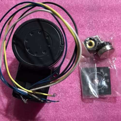 请议价-日本东方OM马达2TK3CGN-A全新正品没有包装，配件齐全