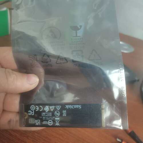 请议价-全新西数 SN770 黑盘 1TB 固态硬盘！共2个！标价为