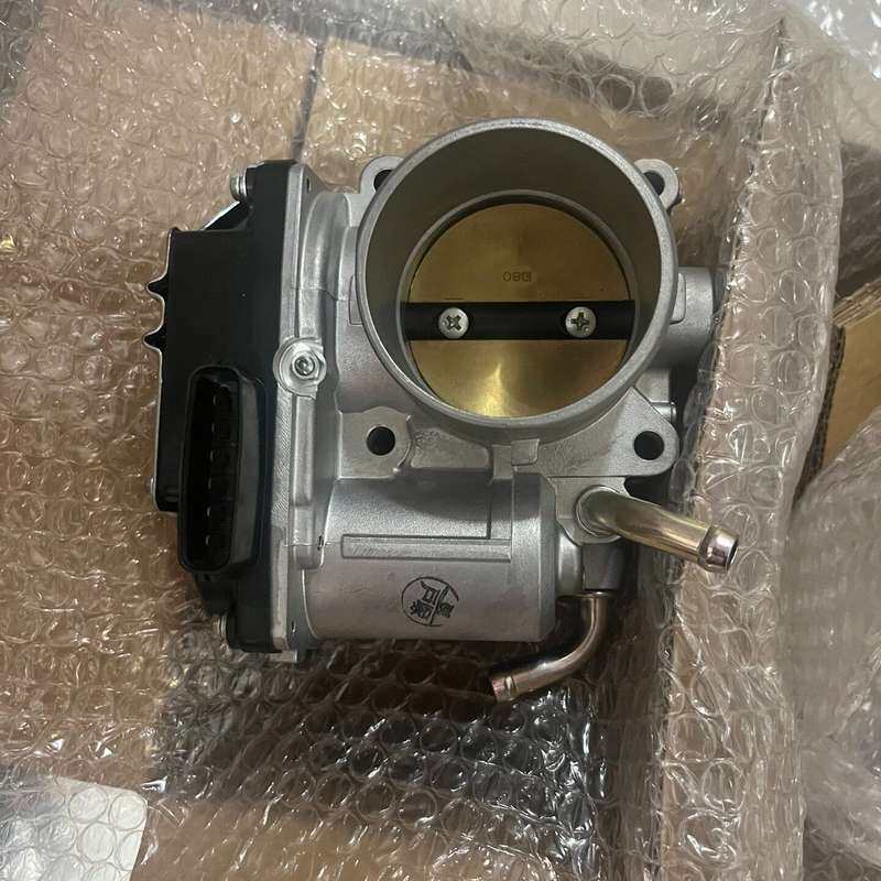 请议价-进口标致4008节气门，全新原厂正品，未拆封！