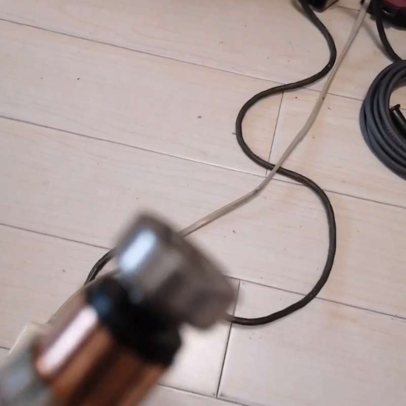 请议价-日立电锤转子拆机下来的,好的,碳刷有一对,DH14DSL,转