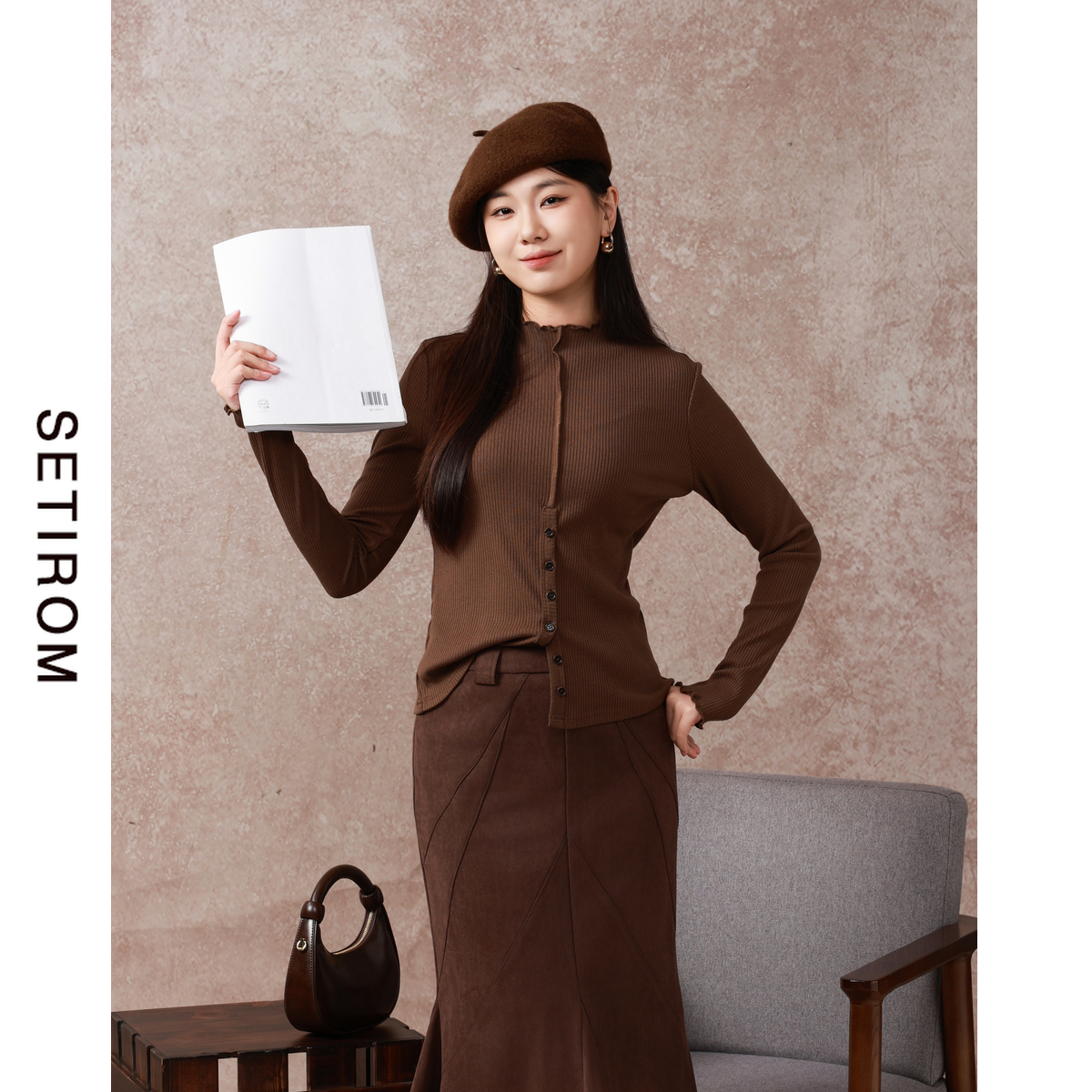 西町村屋开叉修身弹力打底上衣女秋冬新款休闲中领小衫XX9D10011