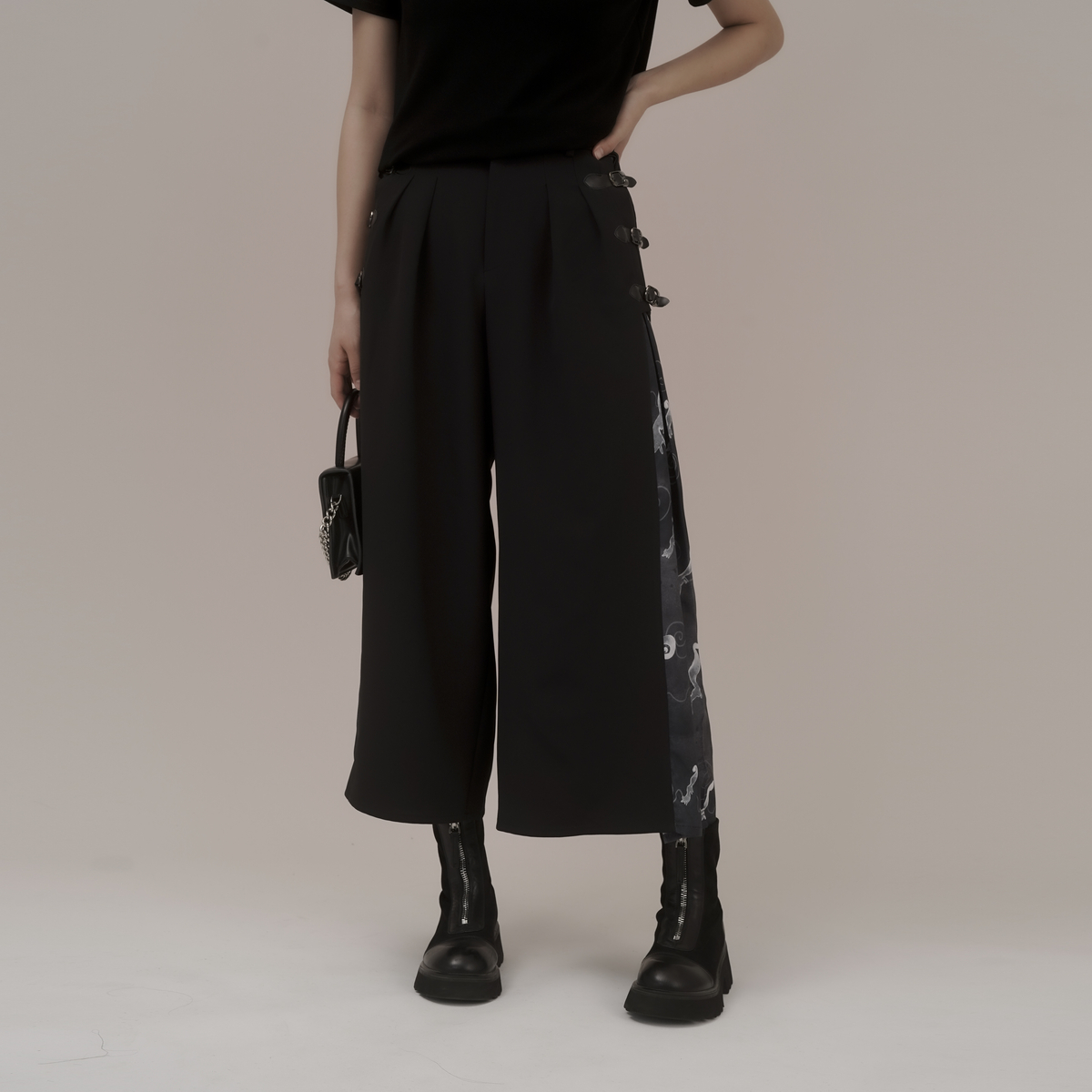 西町村屋法式浪漫印花拼接阔腿裤