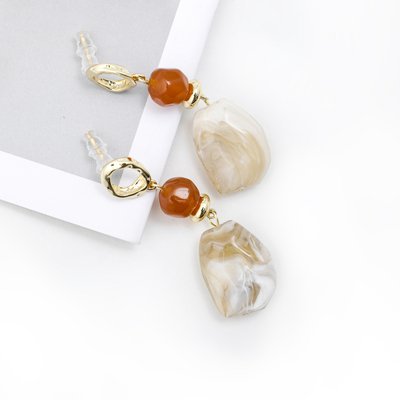 西町村屋古典风耳钉女新款气质优雅不规则撞色个性耳饰XABA40089