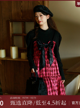 西町村屋连衣裙女冬季新款假两件植绒格纹蝴蝶结背带裙AD8502006