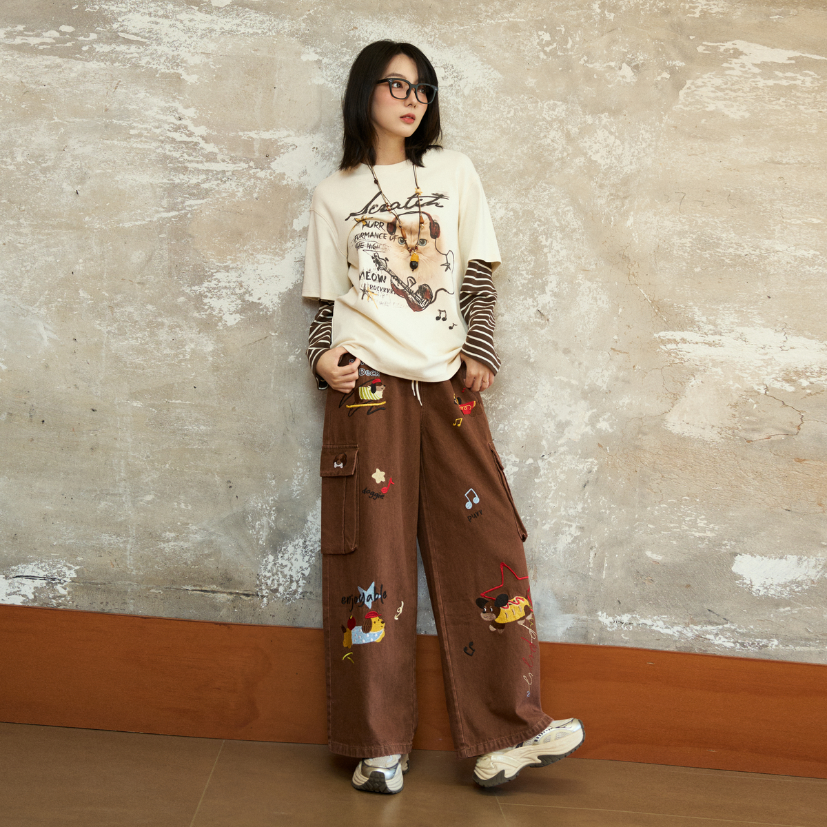 西町村屋趣味工装裤女装2025秋季新款重工小狗绣花裤子CAAC10673