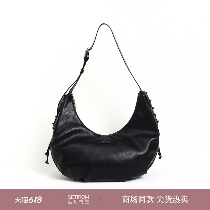 西町村屋简约通勤感百搭两用包女新款休闲风纯色单肩包XHBA60025