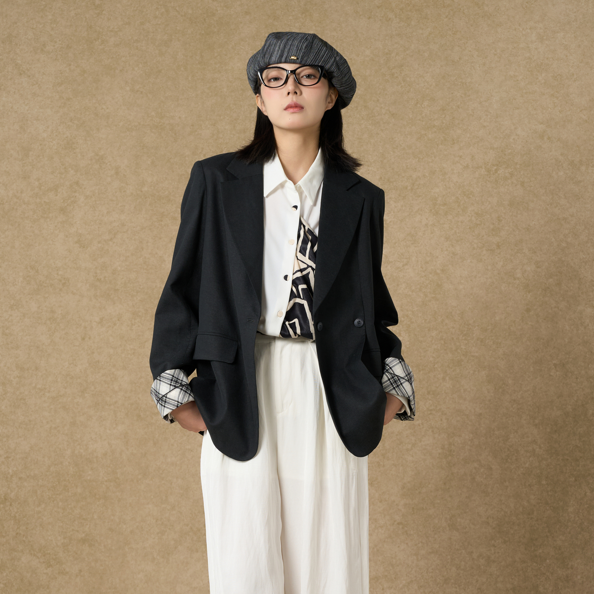 西町村屋极简风外套女装2025秋季新款休闲拼接格子西装XHAC10452