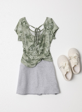 西町村屋艺术感蝴蝶挂脖T恤女夏季新款复古修身短款上衣XA9B10029