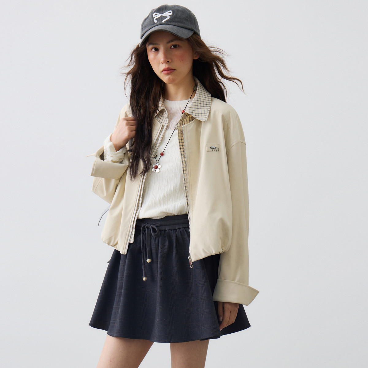 西町村屋假两件短款皮衣女2026春新款格纹休闲舒适上衣XHBA10752