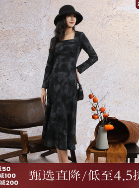 西町村屋气质晕染连衣裙女装秋季新款复古方领长袖裙子XA9C10072