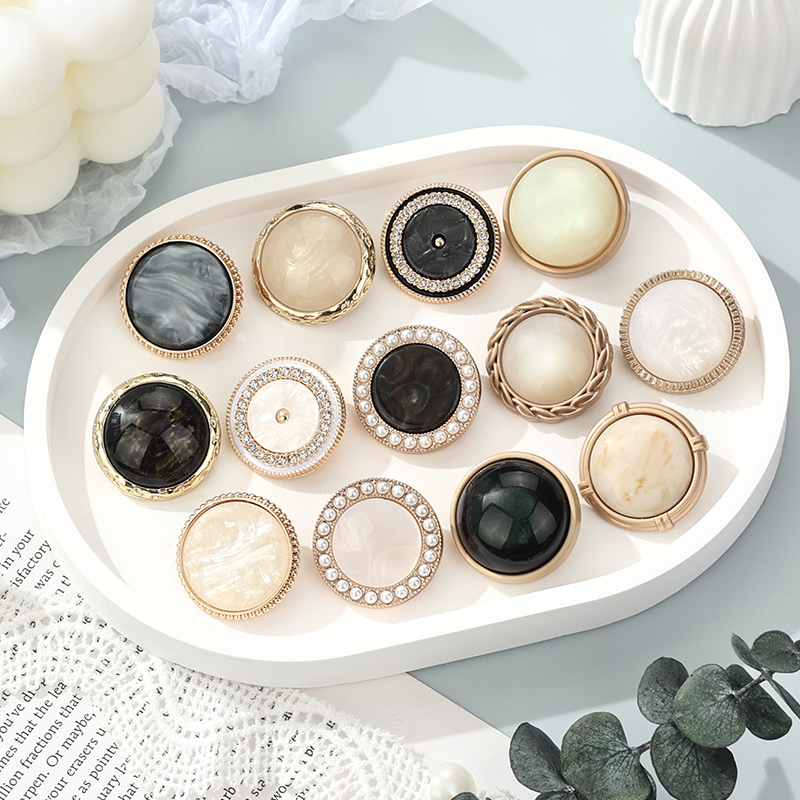 高档时尚大衣毛衣金属纽扣