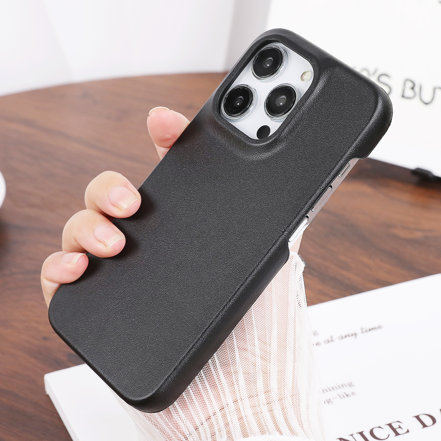 秋冬高级纯色皮质新款适用iphone15promax手机壳苹果13棕黑色14pro半包皮壳12小众15plus男女15Pro时尚保护套
