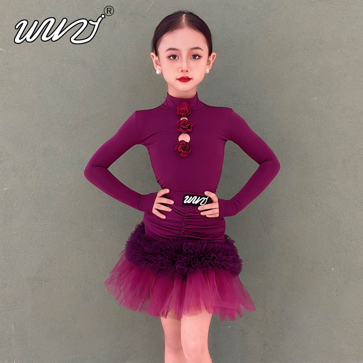 拉丁舞服女童2025新款秋冬拉丁舞服长袖演出服少儿专业表演舞蹈服