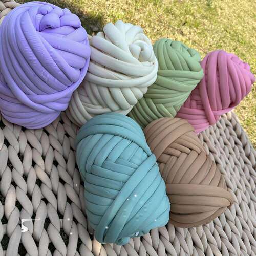 0.5KG Thick Super Bulky Chunky Yarn for Hand Knitting