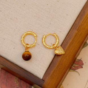 秋冬复古虎眼石耳环女不对称爱心耳扣耳圈气质洋气简约百搭耳饰