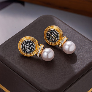 中古风古币耳环女复古轻奢时尚法式浮雕耳钉气质高级感珍珠耳饰
