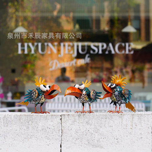 户外公鸡摆件立体仿真动物景观雕塑庭院花园装饰金属工艺品