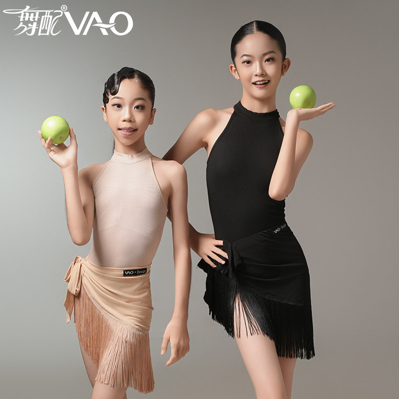 舞配女童拉丁流苏挂脖表演服