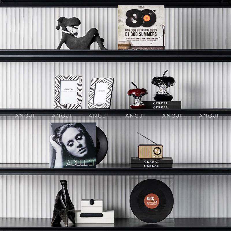 现代轻奢样板间餐边柜酒柜摆件展示橱窗高端组合装饰品CD黑胶唱片