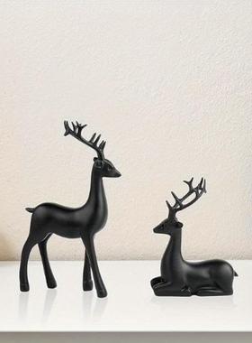 北欧家居黑色对鹿摆件简约玄关酒柜客厅电视柜树脂工艺品装饰