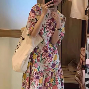 （现货）2023长裙气质法式设计感碎花裙女休闲沙漏型身材连衣裙
