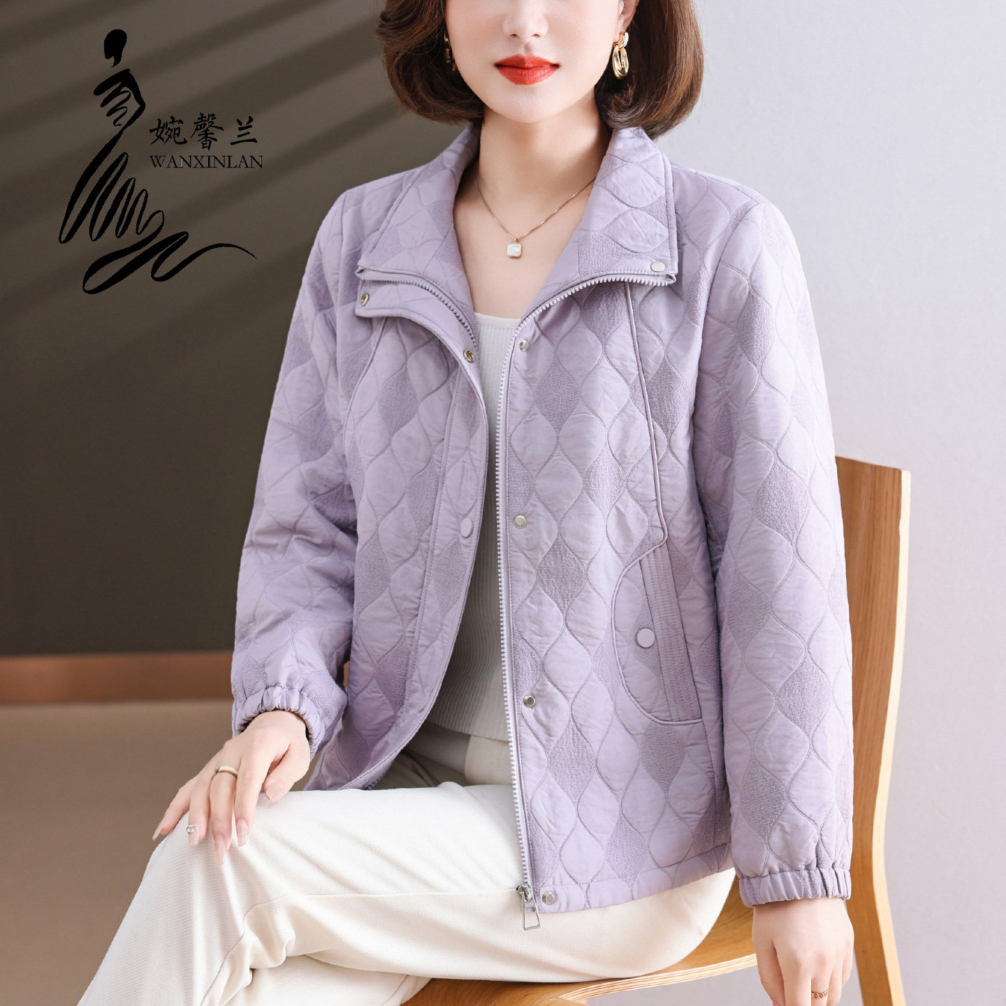 秋季新款妈妈减龄翻领开衫夹克图片
