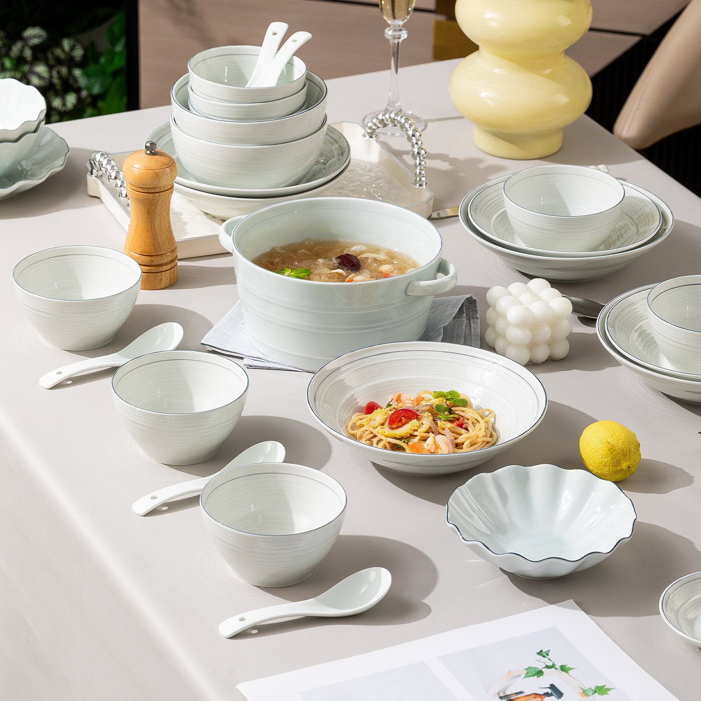 简约百搭陶瓷家用大碗碟套装