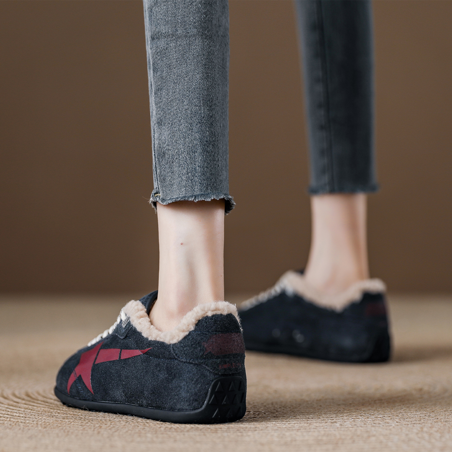 厚底羊羔毛加绒星星板鞋