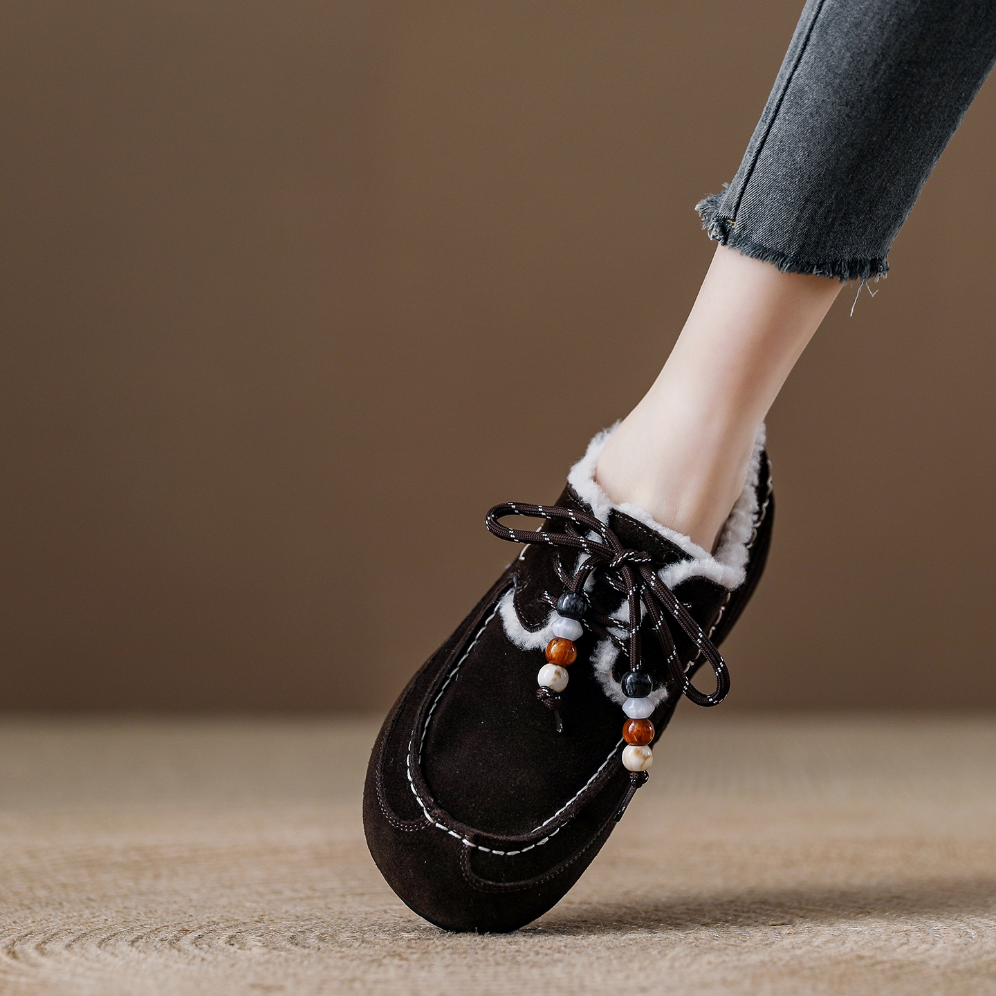 真皮羊毛加绒勃肯鞋女2025冬季新款圆头内增高厚底加厚保暖棉鞋潮