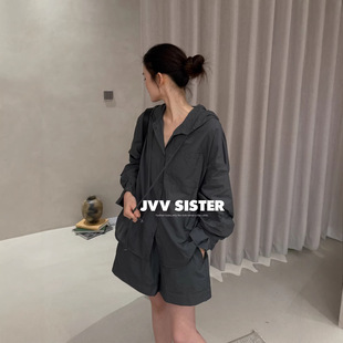 JVV十三行2026夏季新款连帽薄款防晒衬衫短裤休闲时尚套装女70702