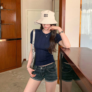 莱赛尔天丝坑条圆领短袖针织衫女夏季2026新款藏青色修身打底上衣