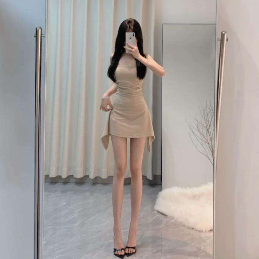 带胸垫纯欲褶皱掐腰辣妹