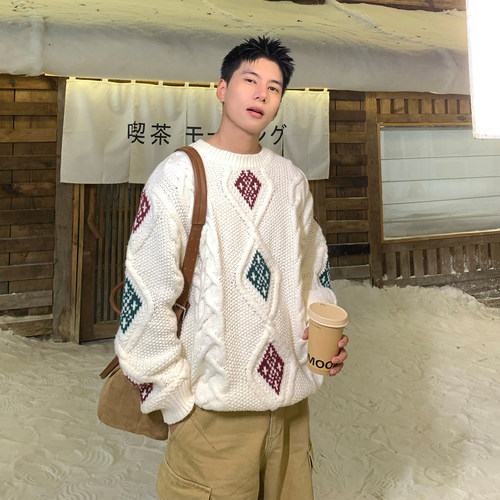 Holocene秋冬圆领套头针织衫